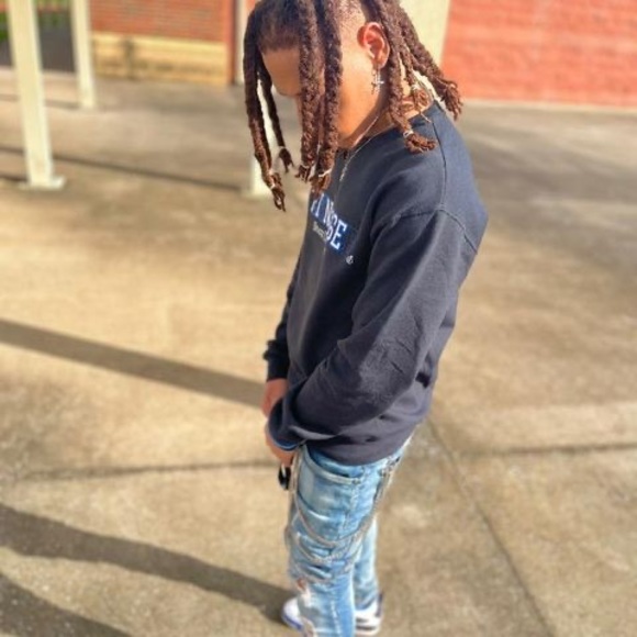 Meet your Posher, Joshua - Picture 1 of 1